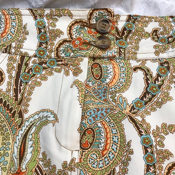 NWOT CAbi Paisley Print Canvas Cotton Skirt - Picture 2 of 5
